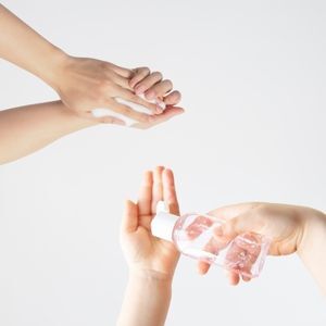 Foaming vs Gel: What’s the Best Type of Hand Sanitiser for New Zealand Businesses?