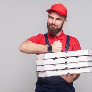Plain vs Printed Pizza Boxes: Which is Better for Your Food Business?